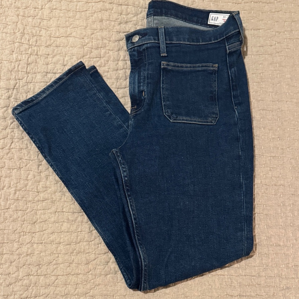 GAP Women's Indigo Straight Leg Jeans